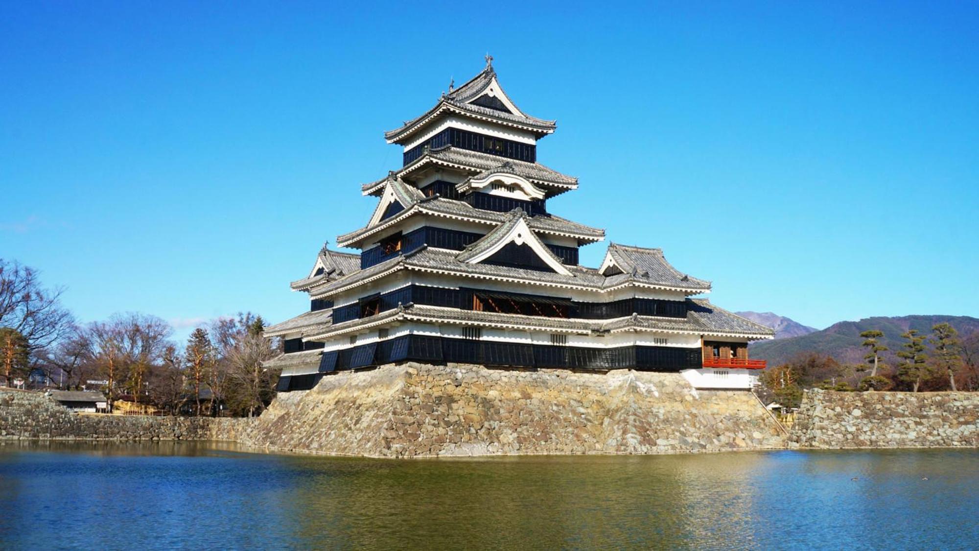 Toyoko Ekimae Hommachi 3*